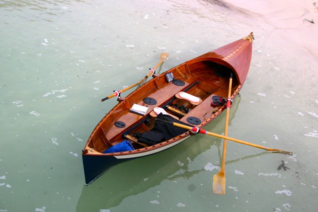 scotland in the sea going rowing boat april 2012